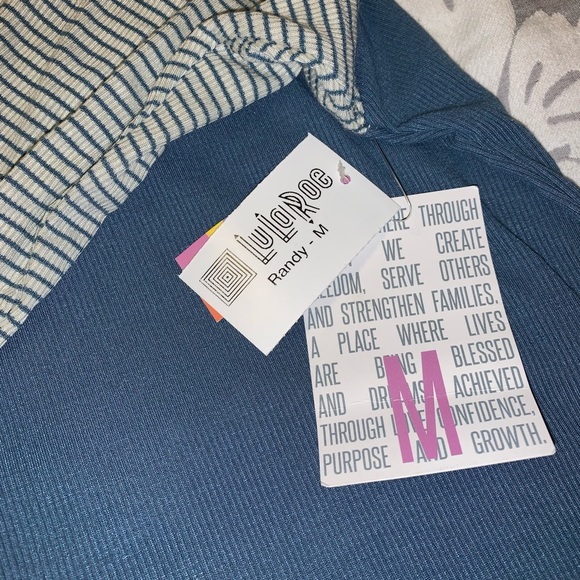 Lularoe Randy - Picture 2 of 3